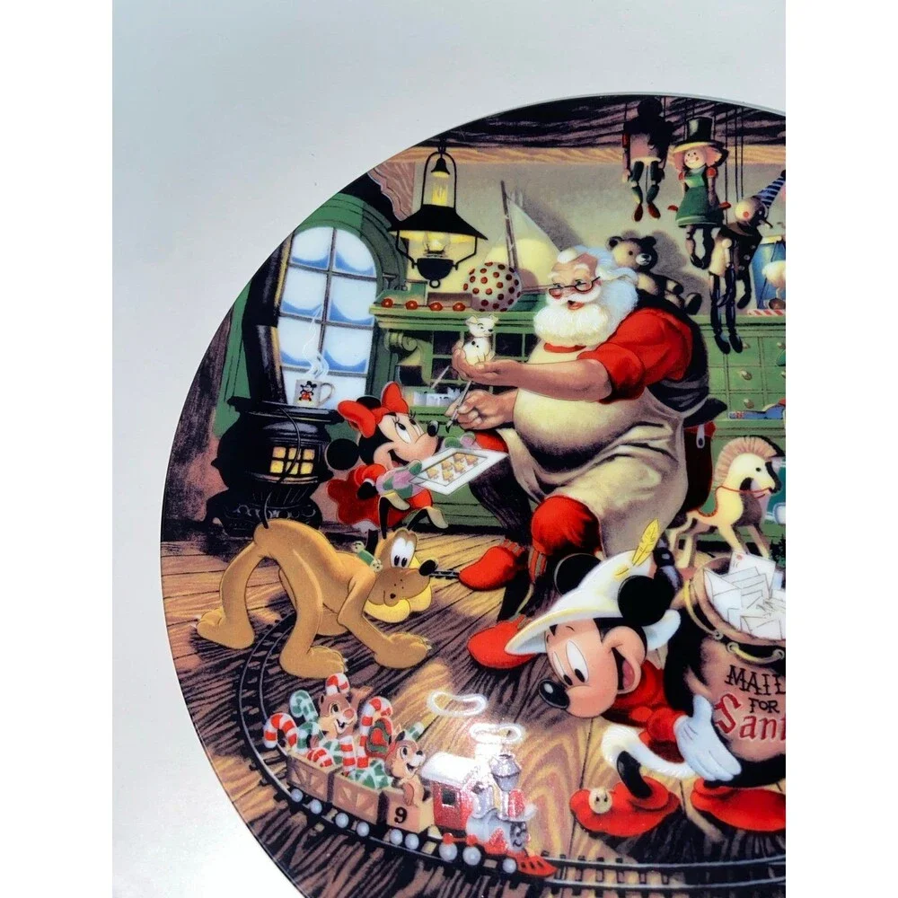 Disney Santa's Workshop Christmas Plate 1993 (Disney Christmas Collectibles)
